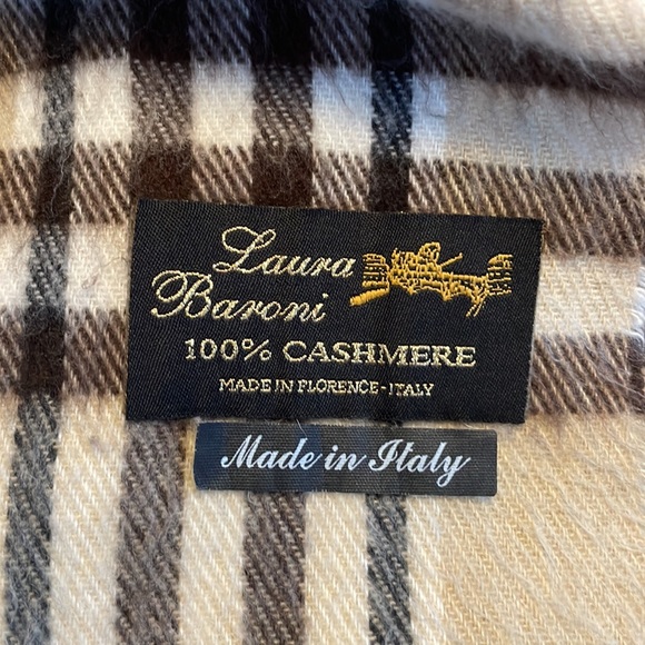 Cashmere Scarf - Picture 3 of 3